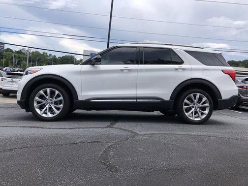 2022 Ford Explorer Platinum