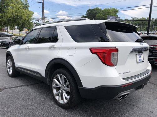 2022 Ford Explorer Platinum