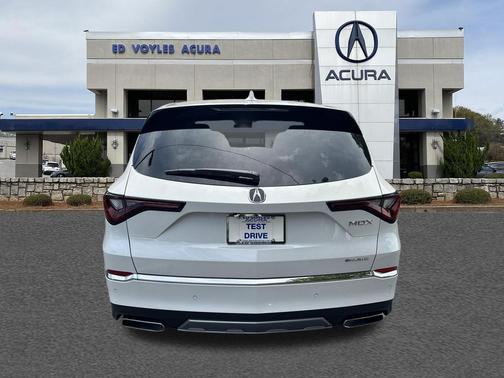 Platinum White Pearl 2026 Acura MDX w/Technology Package