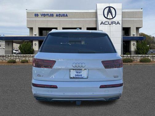 Glacier White Metallic 2018 Audi Q7 3.0T Premium Plus