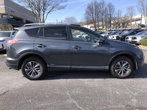 2017 Toyota RAV4 Hybrid XLE