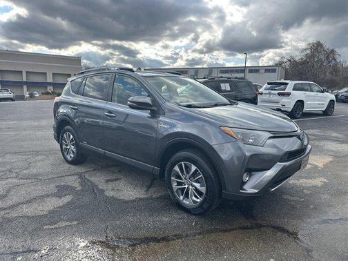 2017 Toyota RAV4 Hybrid XLE