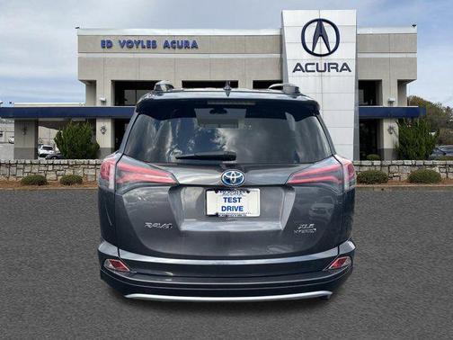 2017 Toyota RAV4 Hybrid XLE