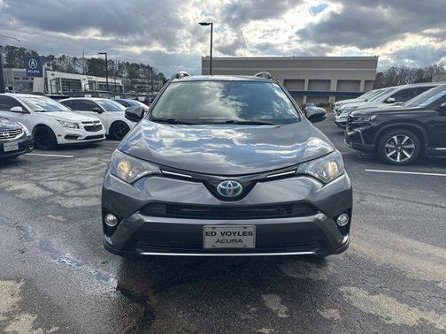 2017 Toyota RAV4 Hybrid XLE