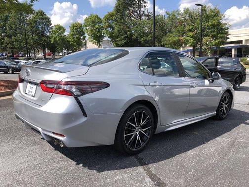2021 Toyota Camry SE
