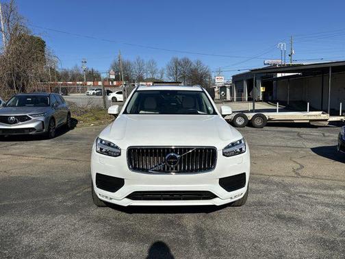 2020 Volvo XC90 T6 Momentum