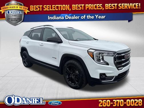 Summit White 2024 GMC Terrain AT4