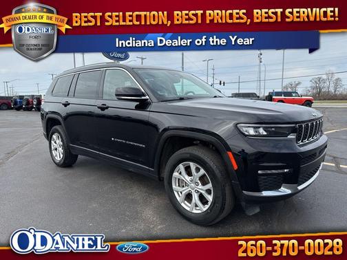 Diamond Black Crystal Pearlcoat 2023 Jeep Grand Cherokee L Limited