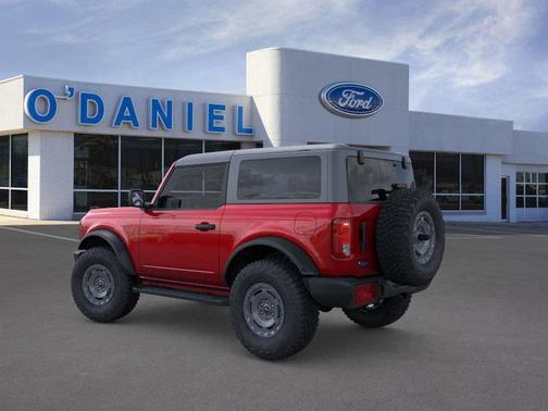 2025 Ford Bronco Base