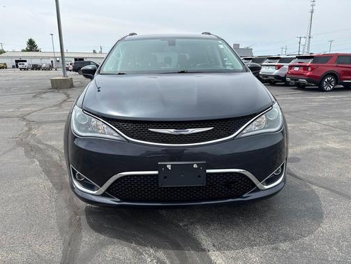 Maximum Steel Metallic Clearcoat 2020 Chrysler Pacifica Touring L