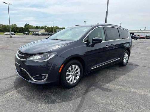 Maximum Steel Metallic Clearcoat 2020 Chrysler Pacifica Touring L