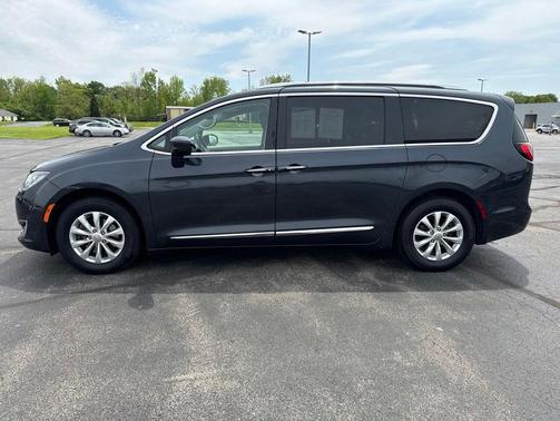 Maximum Steel Metallic Clearcoat 2020 Chrysler Pacifica Touring L