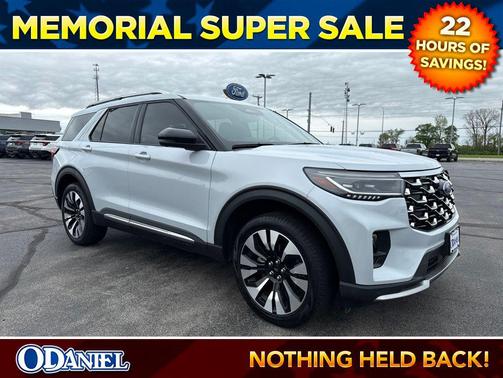 White Metallic 2025 Ford Explorer Platinum