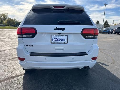 2017 Jeep Grand Cherokee Altitude