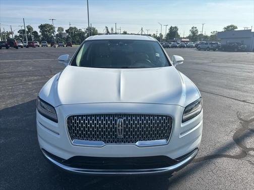 2022 Lincoln Nautilus Standard