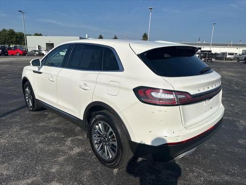 2022 Lincoln Nautilus Standard