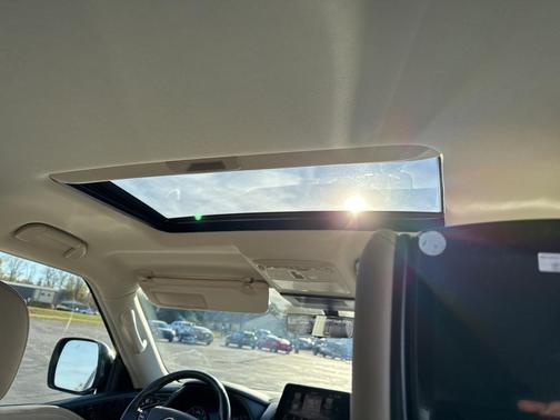 2022 Nissan Armada Platinum