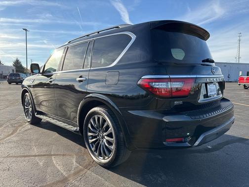 2022 Nissan Armada Platinum