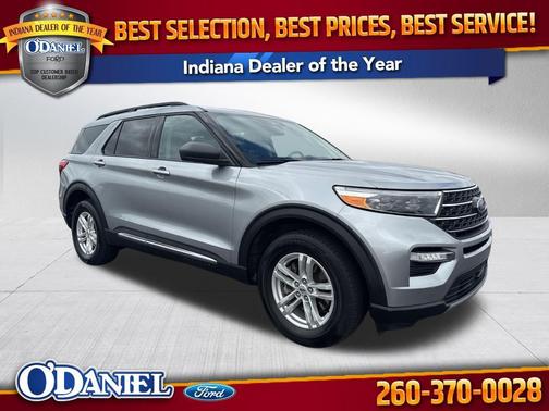 Silver Metallic 2023 Ford Explorer XLT