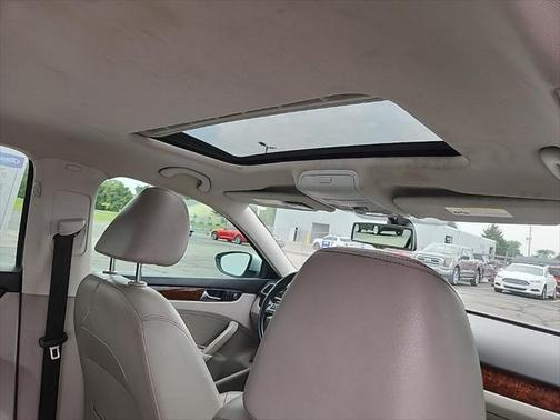 2012 Volkswagen Passat 2.0 TDI SEL Premium