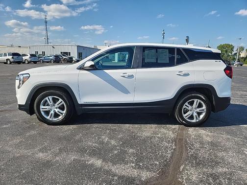 2022 GMC Terrain SLE