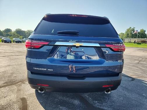 2023 Chevrolet Traverse LT