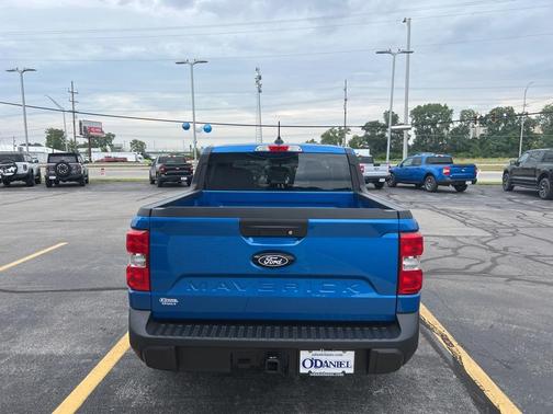 2025 Ford Maverick XL