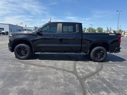 Black 2019 Chevrolet Silverado 1500 LT Trail Boss