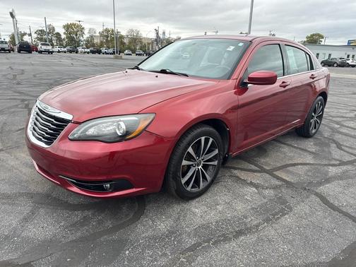 2013 Chrysler 200 Touring