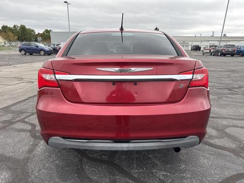 2013 Chrysler 200 Touring