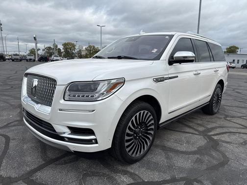 2018 Lincoln Navigator Black Label