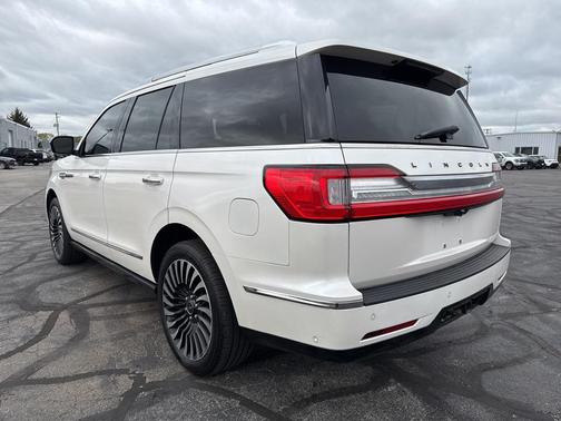 2018 Lincoln Navigator Black Label