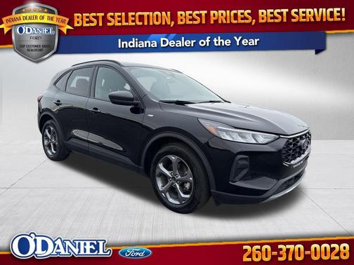 Black Metallic 2025 Ford Escape ST-Line