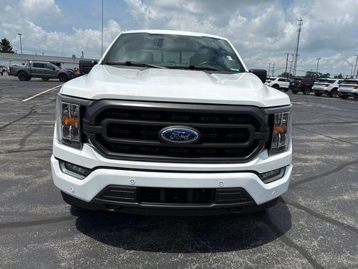Oxford White 2021 Ford F-150 XLT