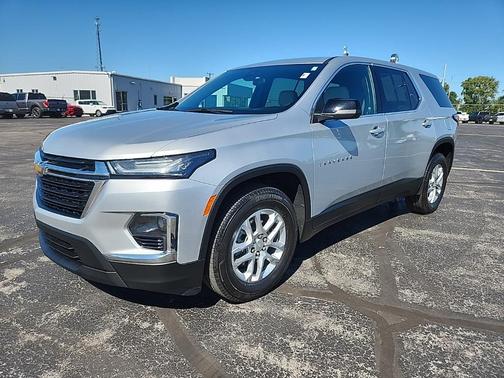 2022 Chevrolet Traverse LS