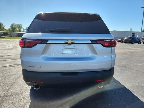 2022 Chevrolet Traverse LS