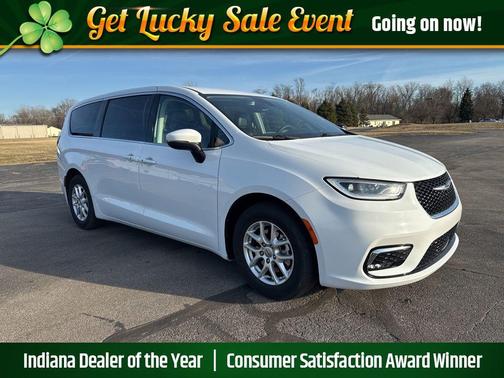 2023 Chrysler Pacifica Touring L