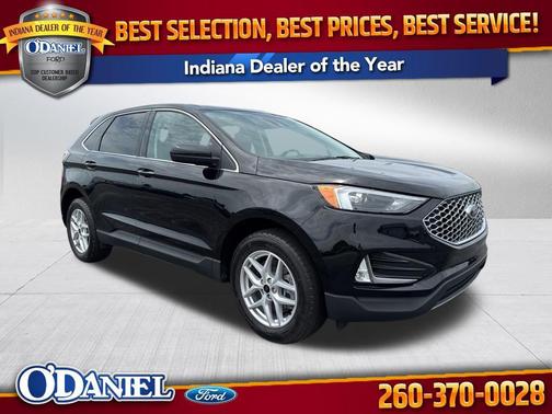 Black Metallic 2023 Ford Edge SEL