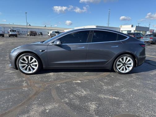 2019 Tesla Model 3 Standard Range Plus