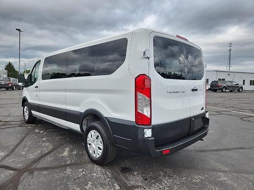 2022 Ford Transit-350 XLT