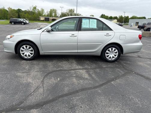Phantom Gray Pearl 2005 Toyota Camry LE