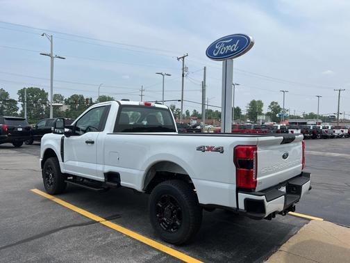 2025 Ford F-350 XL