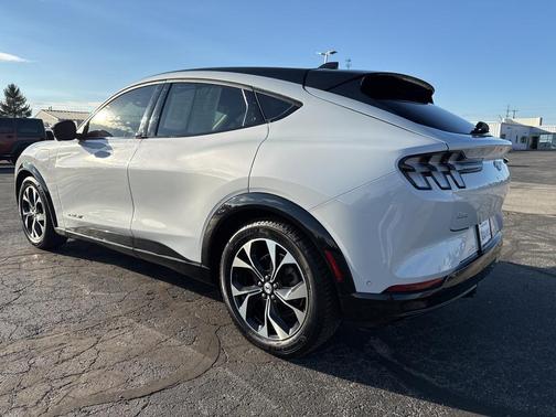 2021 Ford Mustang Mach-E Premium