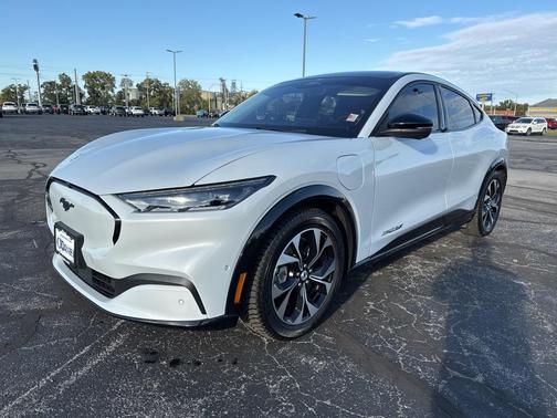 2021 Ford Mustang Mach-E Premium