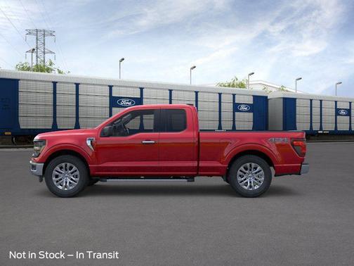 Ruby Red Met Tinted CC 2026 Ford F-150 XLT