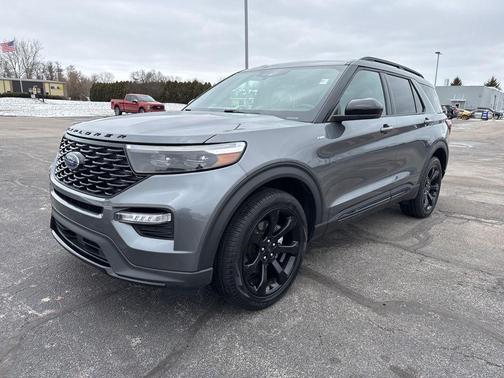 2023 Ford Explorer ST-Line