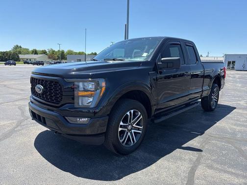 Black Metallic 2023 Ford F-150 XL