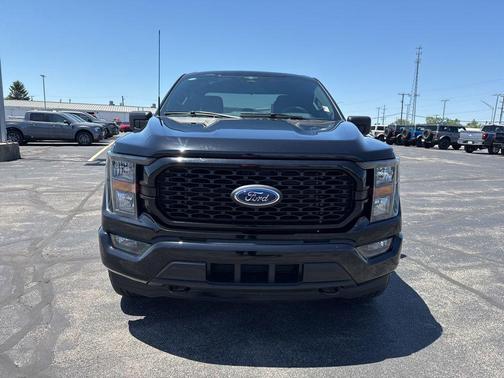 Black Metallic 2023 Ford F-150 XL