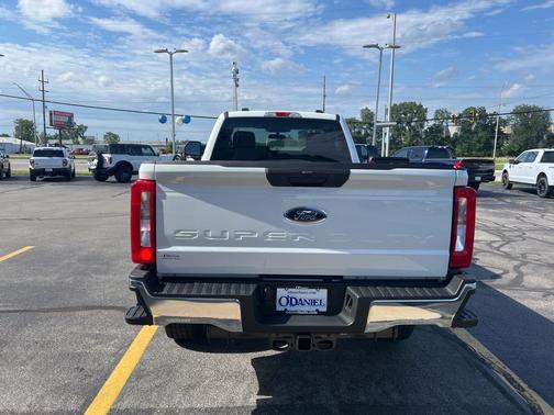 2025 Ford F-350 XLT