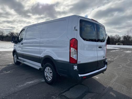 2021 Ford Transit-250 Base